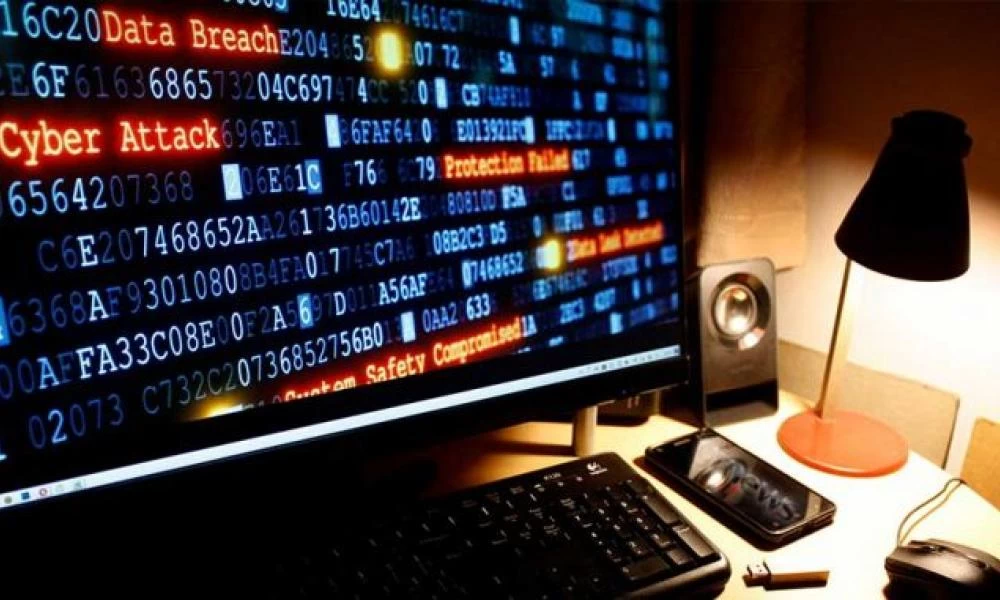 Παρακολουθούσαν δημοσιογράφο με το πρόγραμμα των Ισραηλινών
